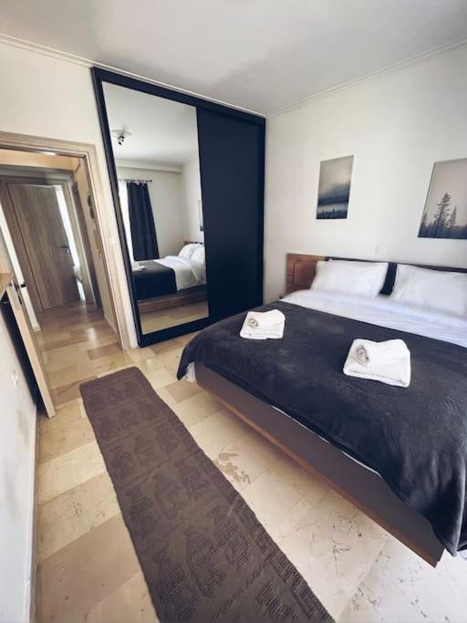 Minimal 3Br Apartment In Aten Exteriör bild