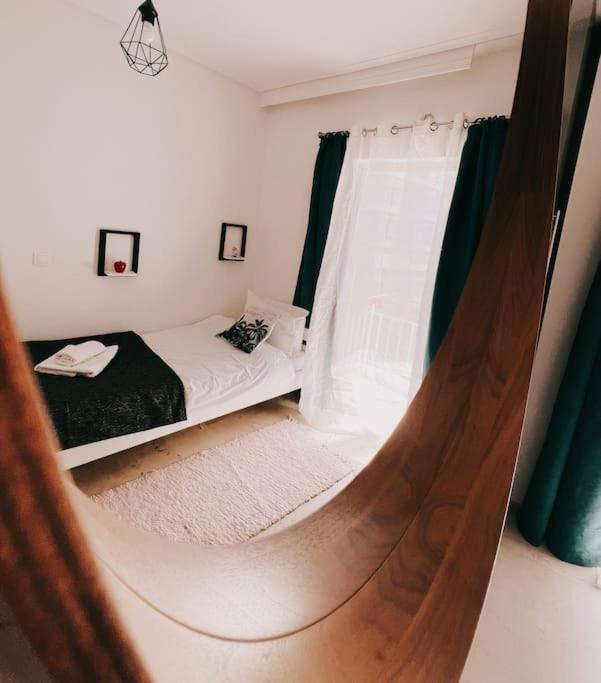 Minimal 3Br Apartment In Aten Exteriör bild